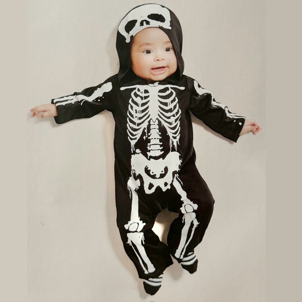 Hyde and Eek! Skeleton Infant Jumpsuit Costume with Hood Size 6-12 Months